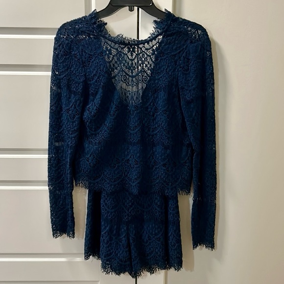 Anthropologie Saylor Navy Blue Lace Romper XS - Picture 4 of 5